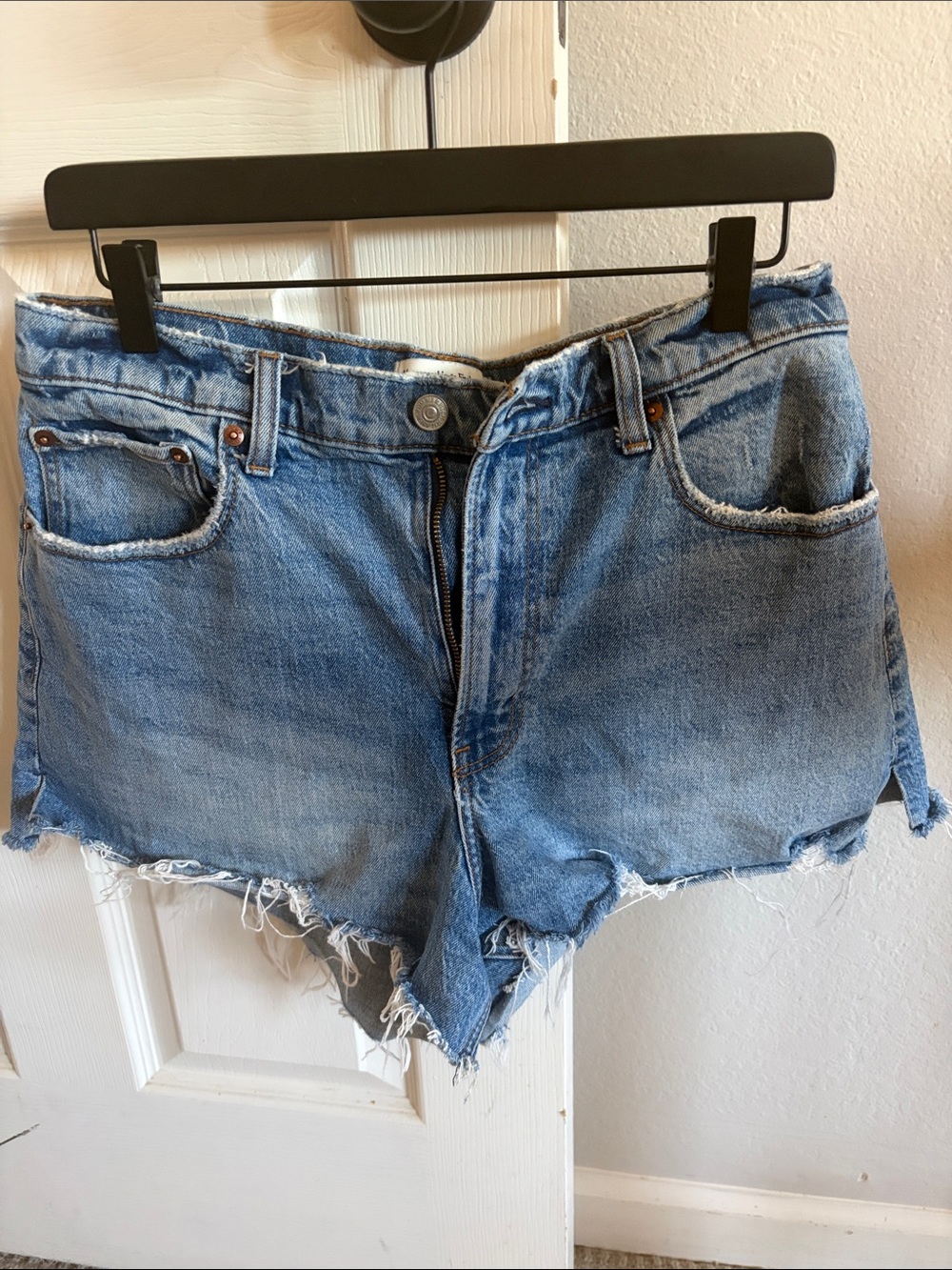 Abercrombie & Fitch cut off shorts size 10